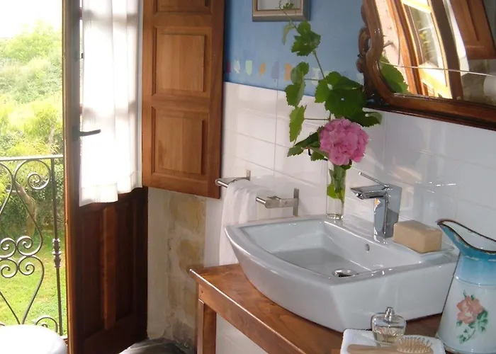 מלון El Rincon De Dona Urraca *